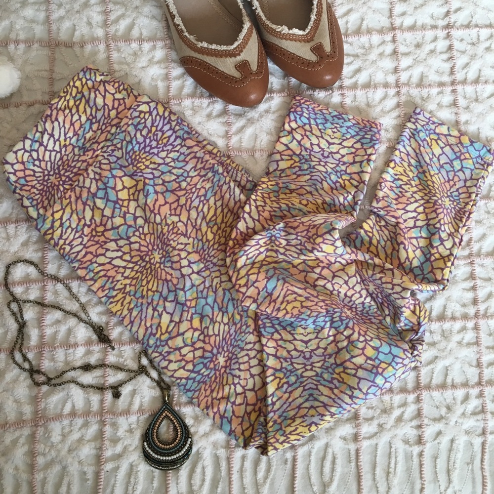 LuLaRoe one size floral leggings